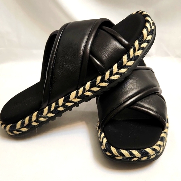 Tory Burch Shoes - Tory Burch Perfect Black Crisscross Leather Espadrille Slide Sandals (w size 9)